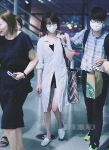 郑爽的助理姜楠的照片,揭秘郑爽身边的神秘身影