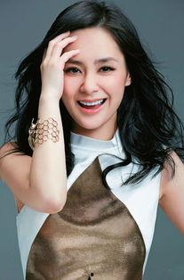 钟欣潼个人资料,影视歌多栖明星，魅力四射的“花千骨”